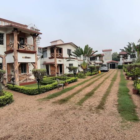 بولبور New Hemanjali Resort المظهر الخارجي الصورة